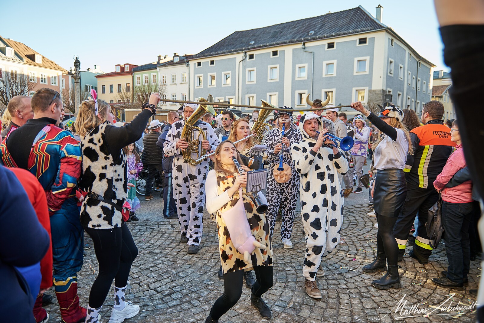 fasching-laufen-23-02-21-16-19-54.jpg