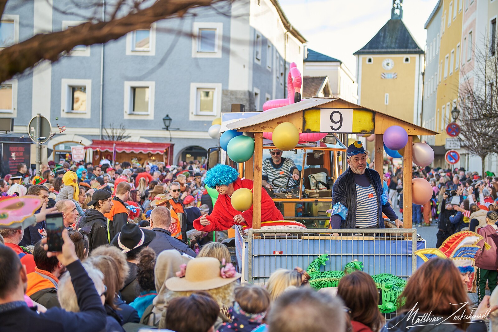 fasching-laufen-23-02-21-15-38-37.jpg