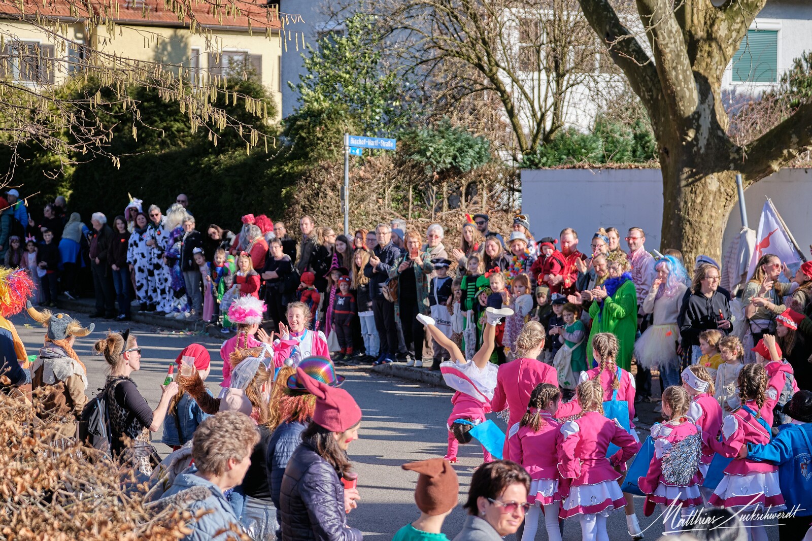 fasching-laufen-23-02-21-14-44-59.jpg